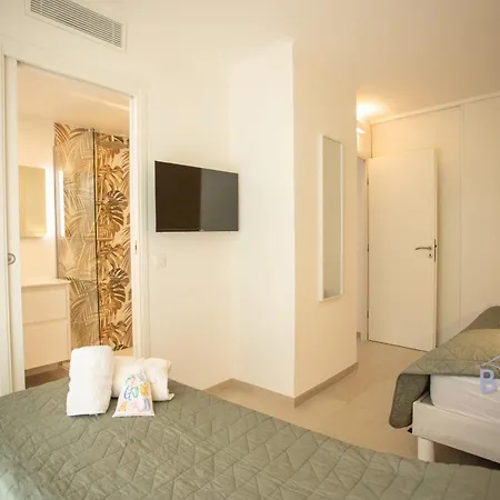 Cozy Renovated With Sea View * Cannes