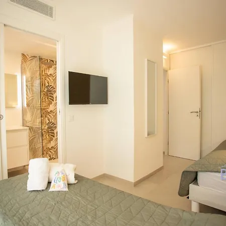 Cozy Renovated With Sea View * Cannes