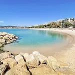 Apartman Cozy Renovated With Sea View Cannes